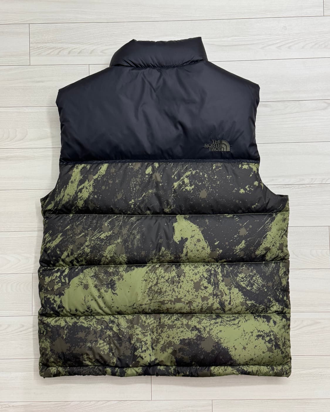 노스페이스 카모 눕시 700 필파워 베스트 M 상품이미지8