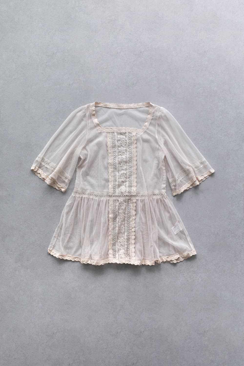 lace flared blouse 상품이미지1