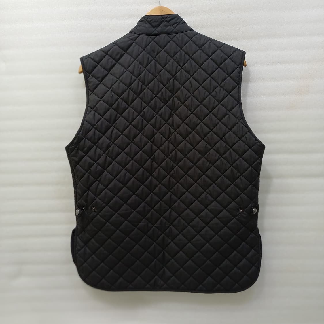 정품 벨스타프 남성 경량 퀼팅 패딩 조끼 L 블랙 사랑봉봉 상품이미지2
