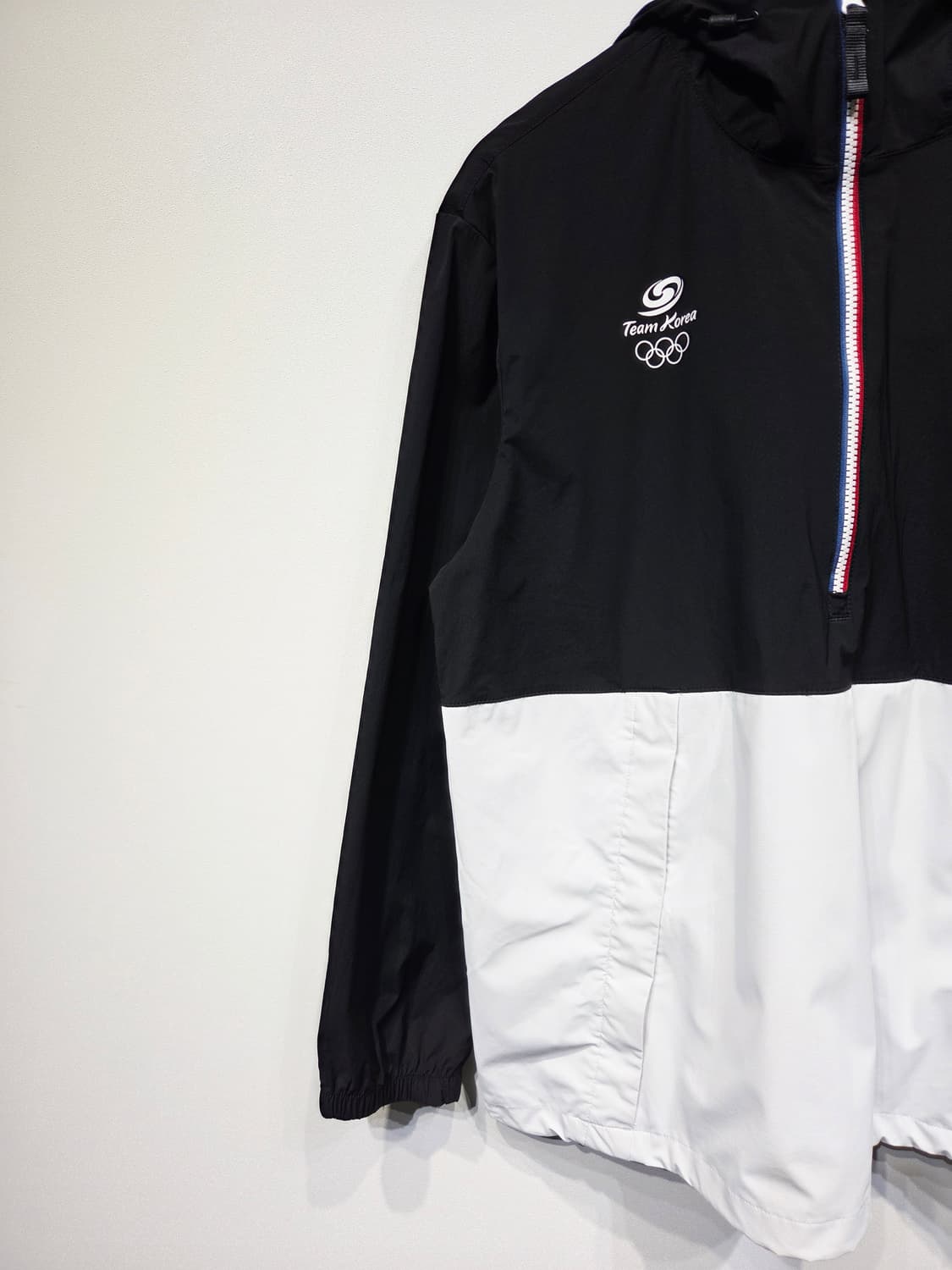 노스페이스 팀 코리아 블랙/화이트 아노락 바람막이_M 상품이미지3
