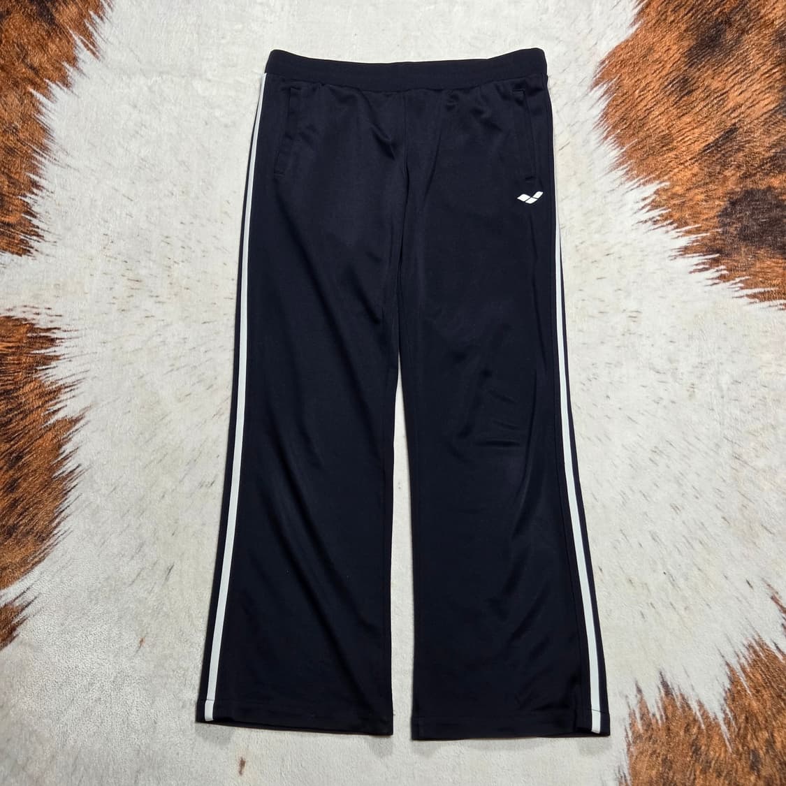 아레나 네이비 사이드라인 트랙팬츠 상품이미지1