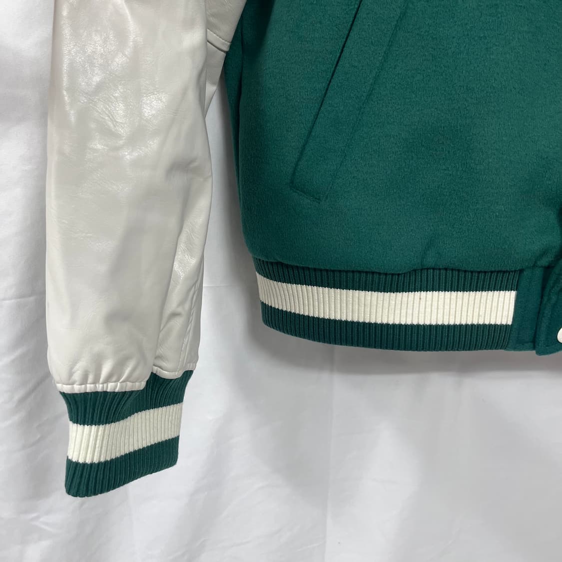 마리떼프랑소와저버 배색 바시티 자켓 (새상품) 상품이미지4