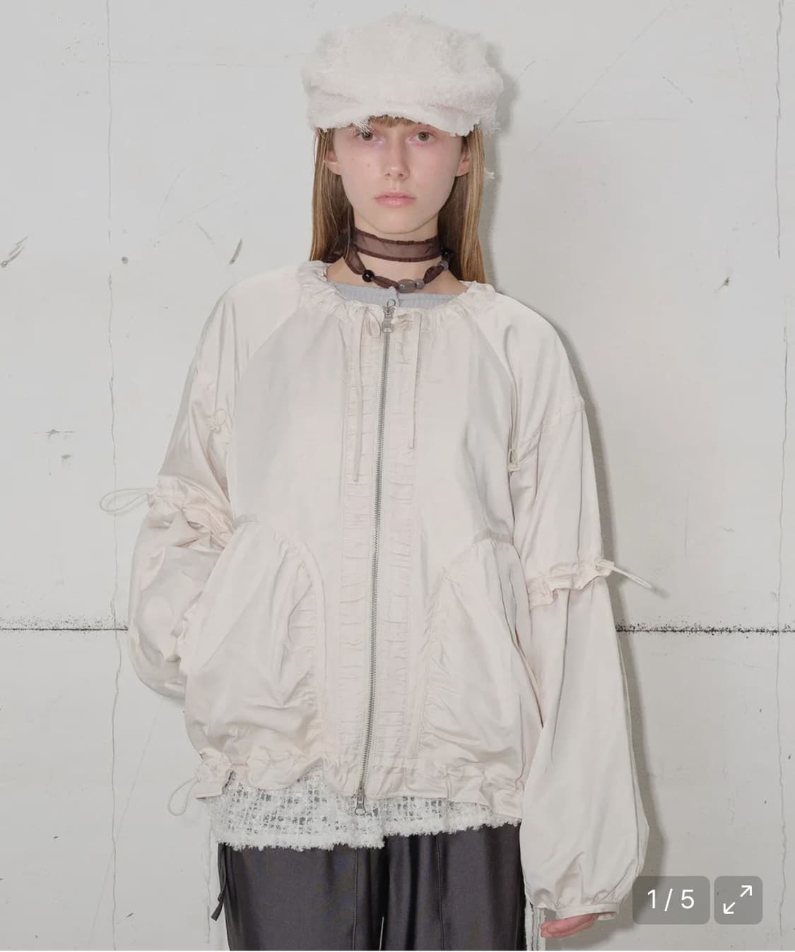 Glossy Shirring Jacket Ivory 상품이미지1