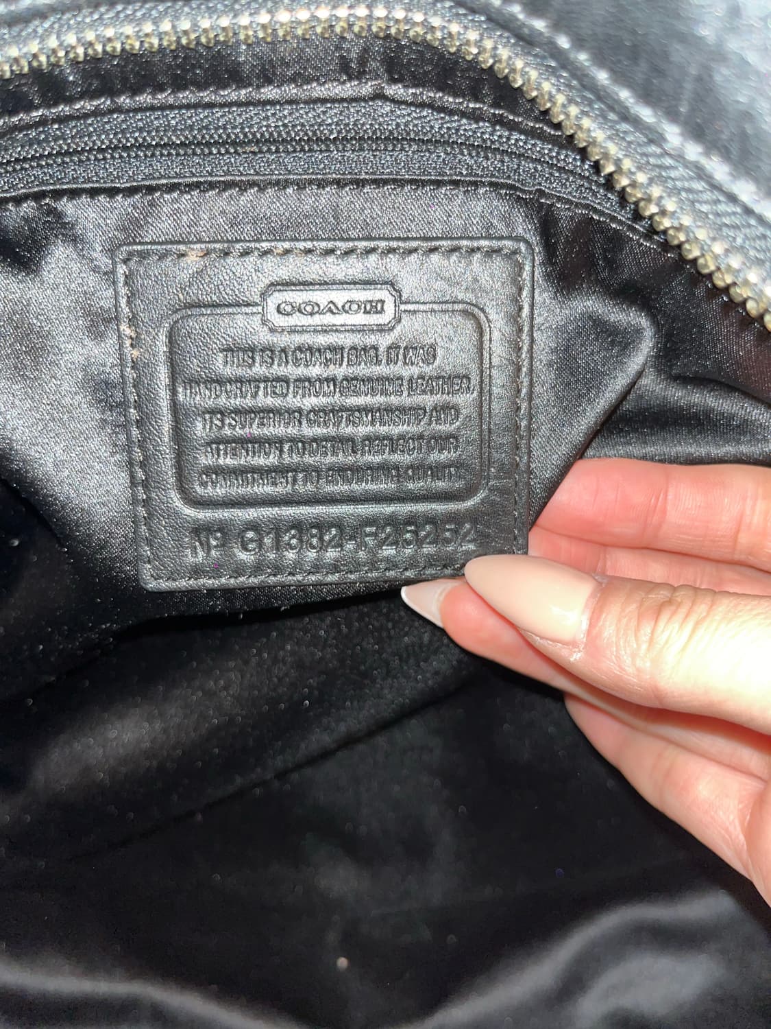 📦Coach All Black shoulder bag 상품이미지9