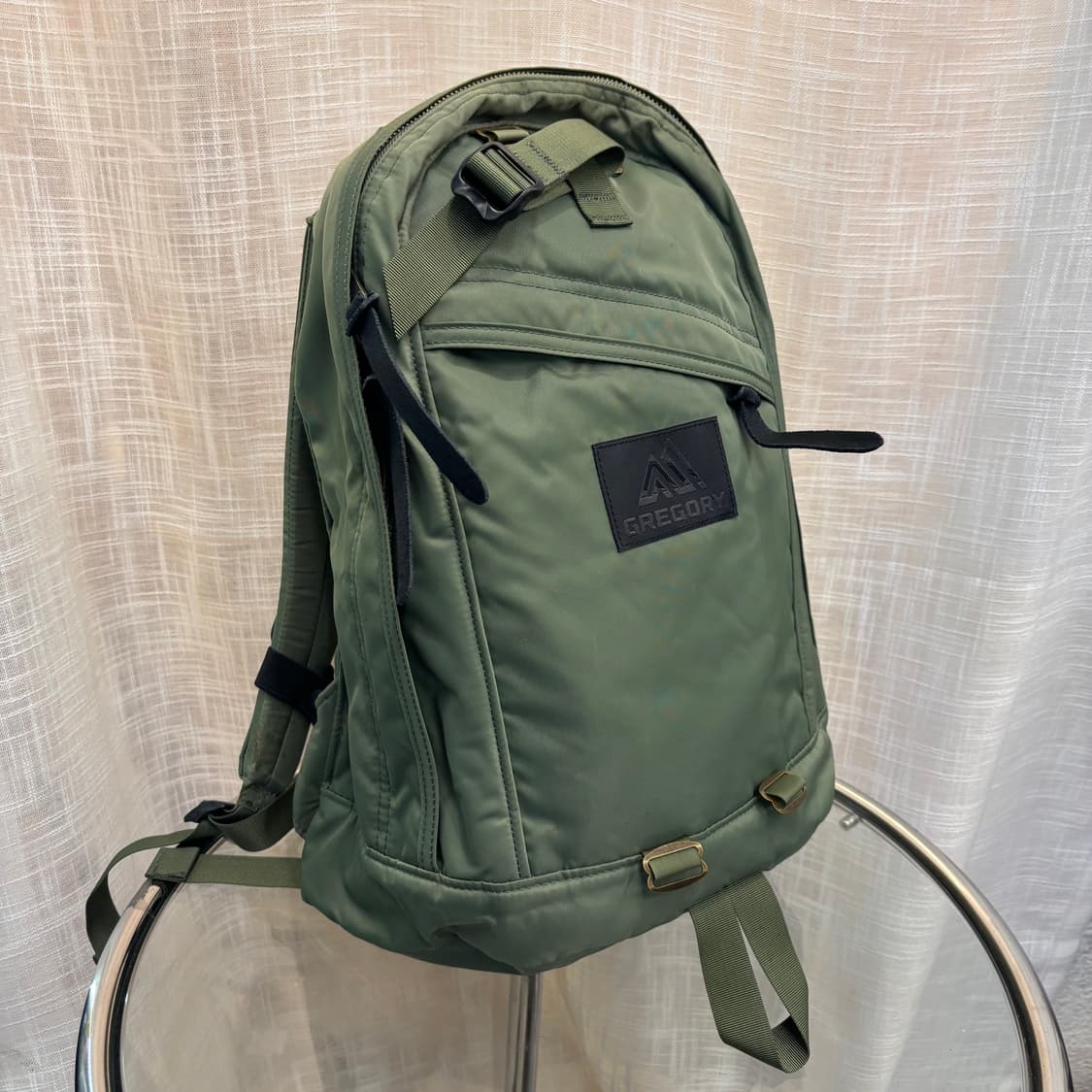 그레고리 데이팩 백팩 카키    상품이미지2