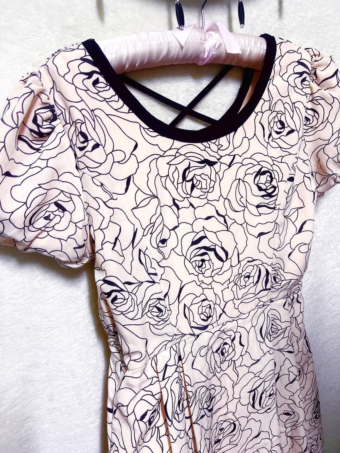 로맨틱 히메갸루 로걀 로즈패턴 퍼프숄더 원피스 드레스 핀터 라떼 러블리 상품이미지9