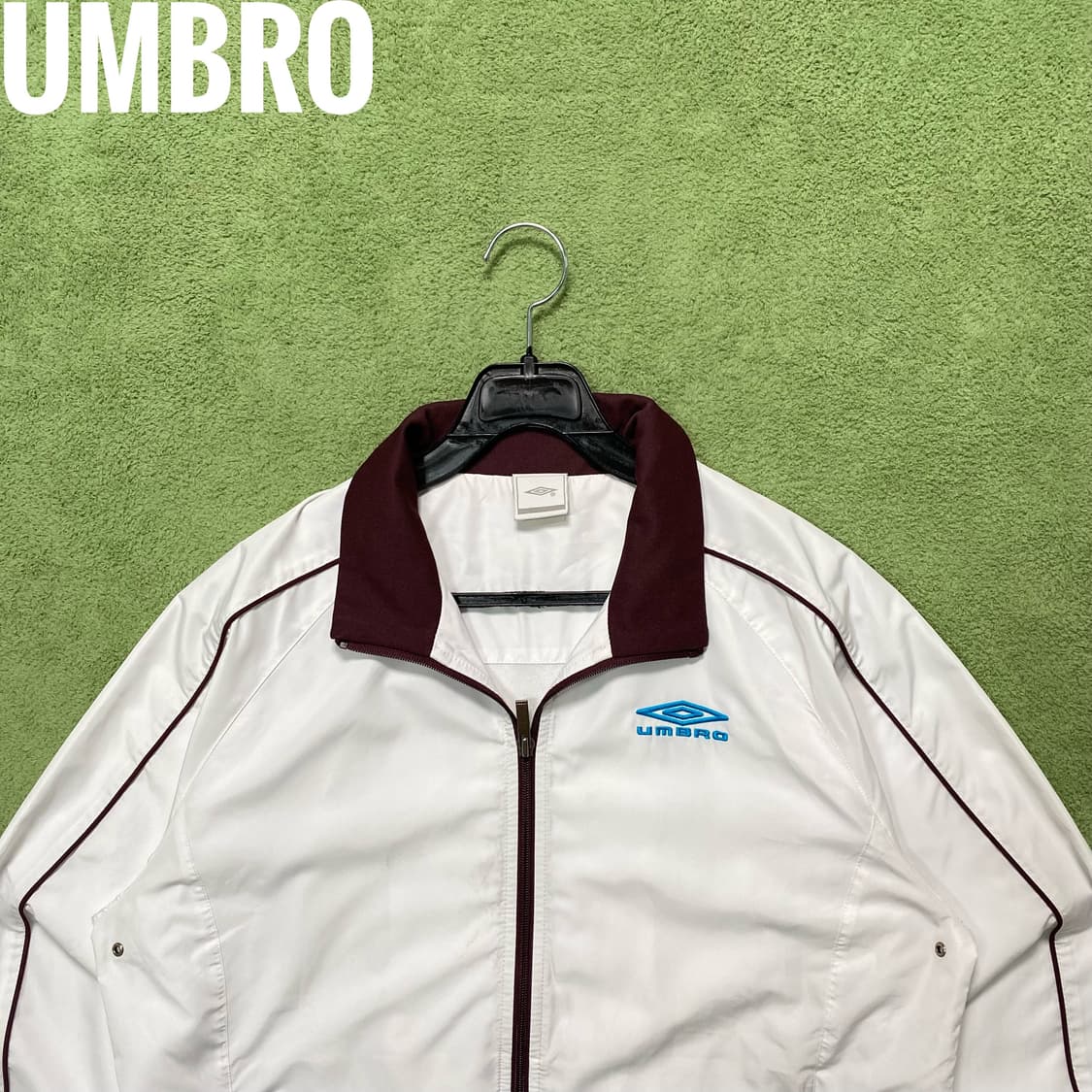 엄브로 화이트 윈드브레이커 집업 상품이미지1