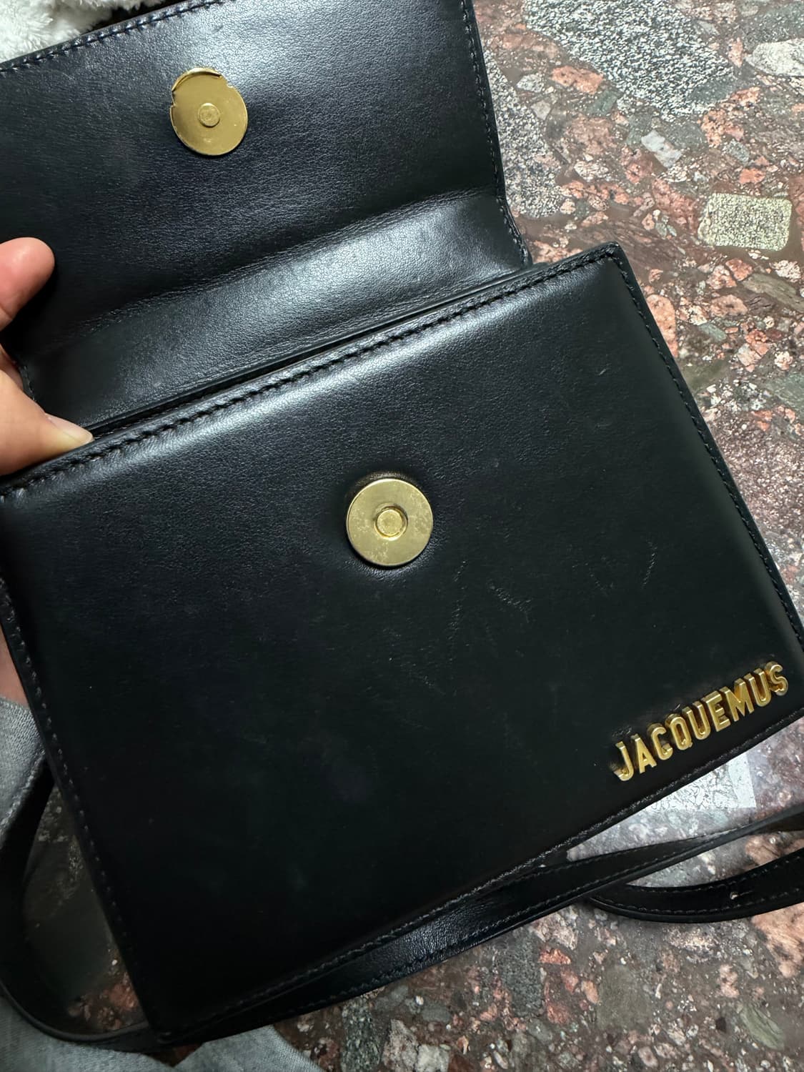 자크뮈스 르 그랑 치키토 토트 백 상품이미지3