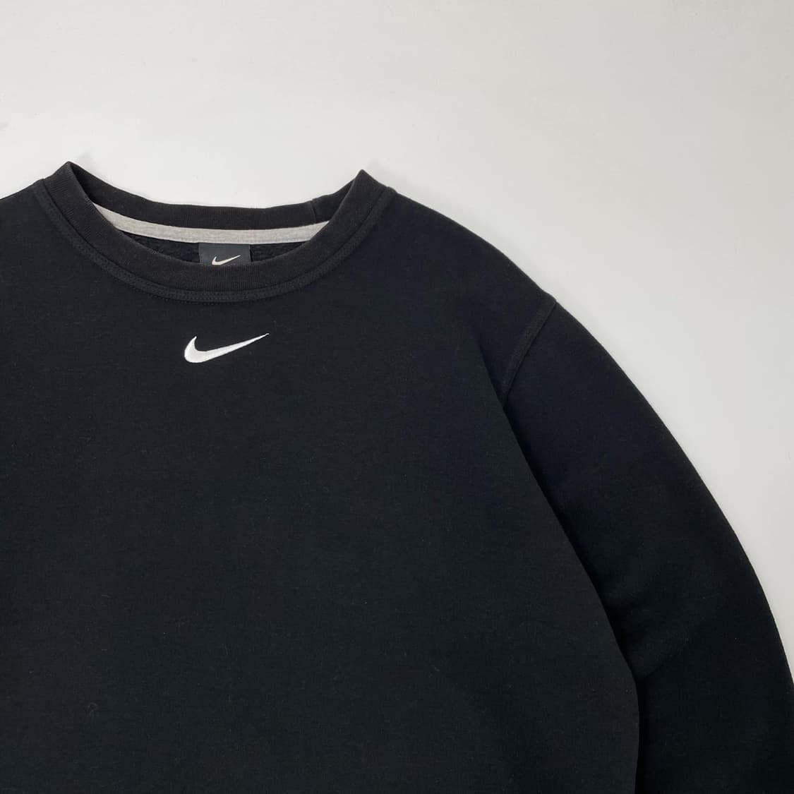 나이키 센터로고 맨투맨 스웻셔츠 상품이미지2