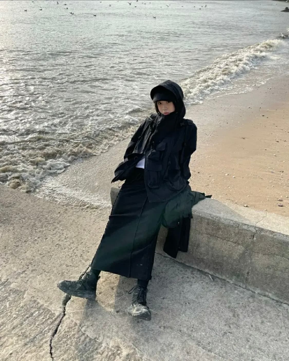 우화 STRAP MUET TR SK BLACK 블랙 검정 롱 스커트 치마 상품이미지3