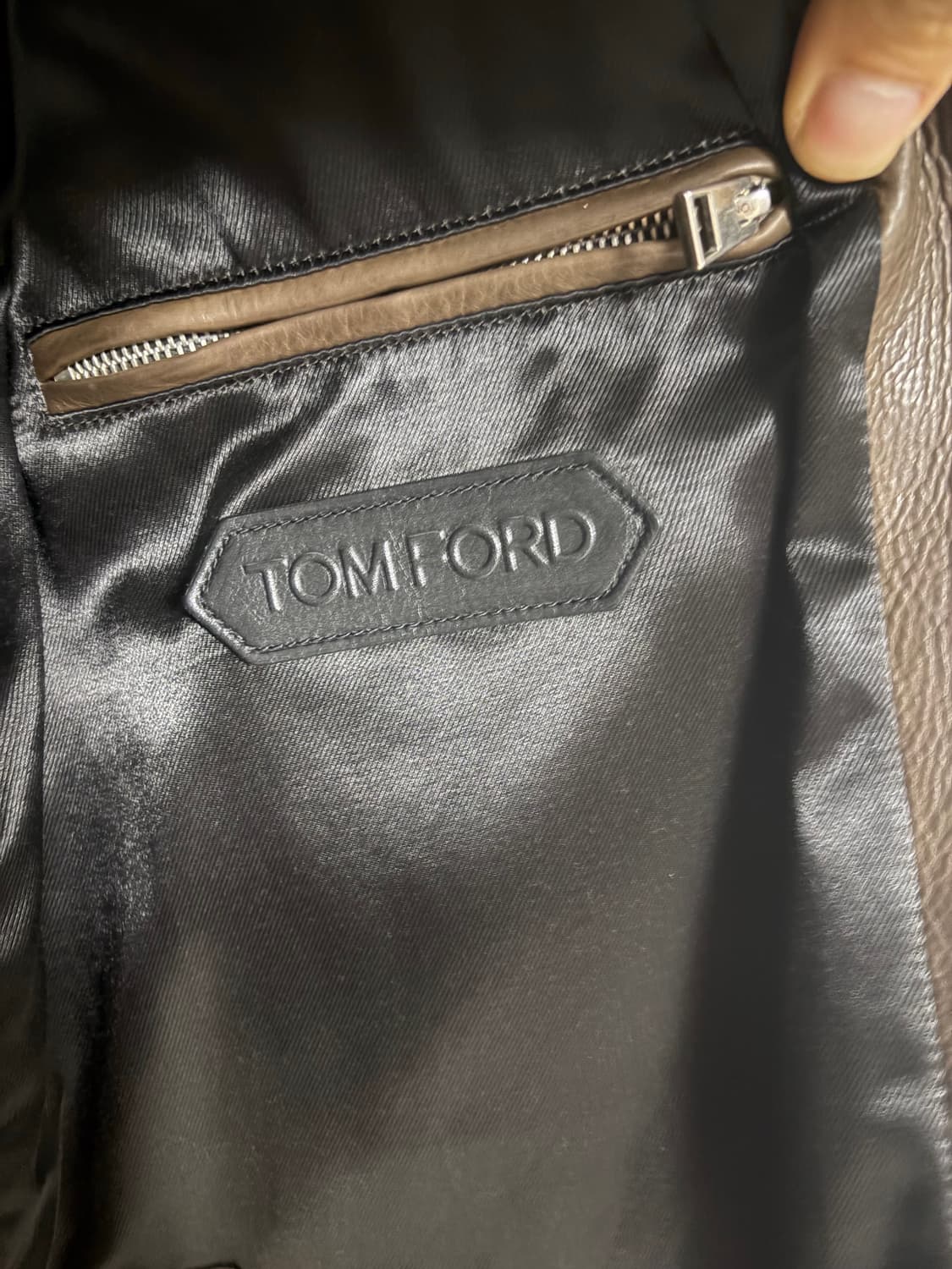 톰포드 카프스킨 레더자켓 상품이미지2