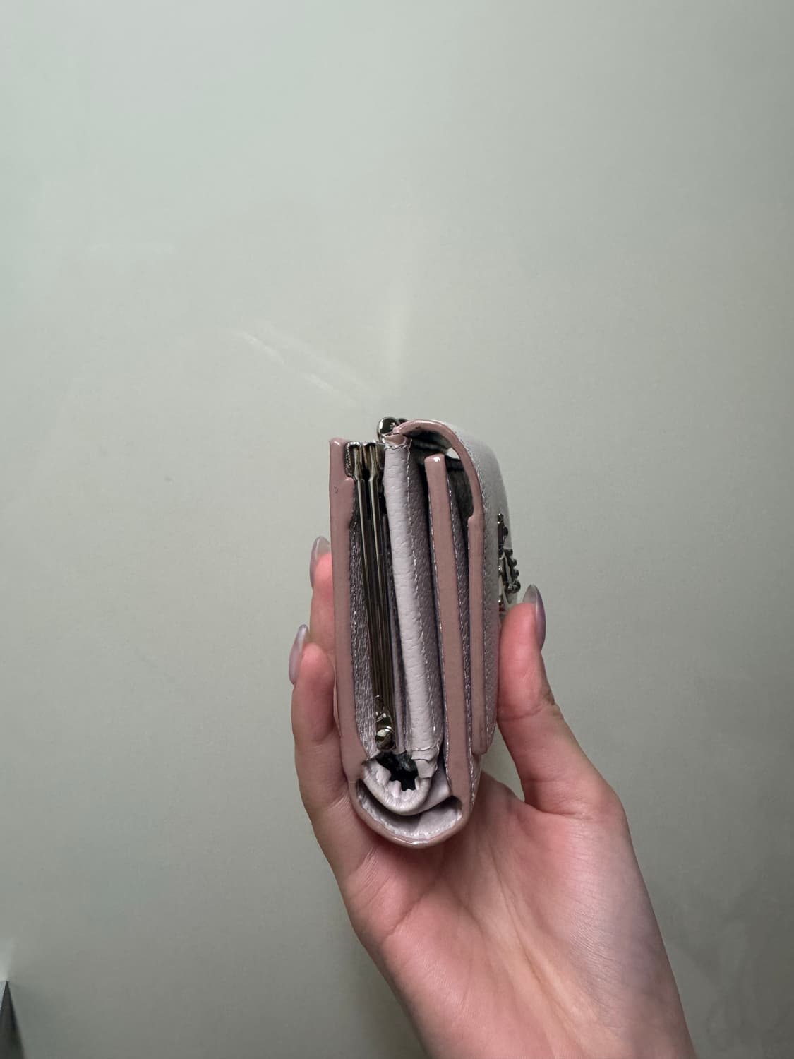 비비안웨스트우드 일본 한정 핑크지갑 상품이미지3