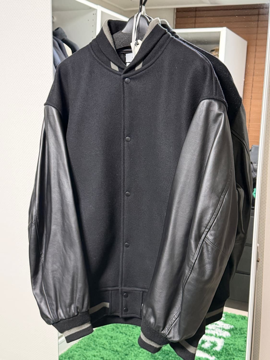 그라프페이퍼 바시티 자켓 3사이즈 블랙 상품이미지1