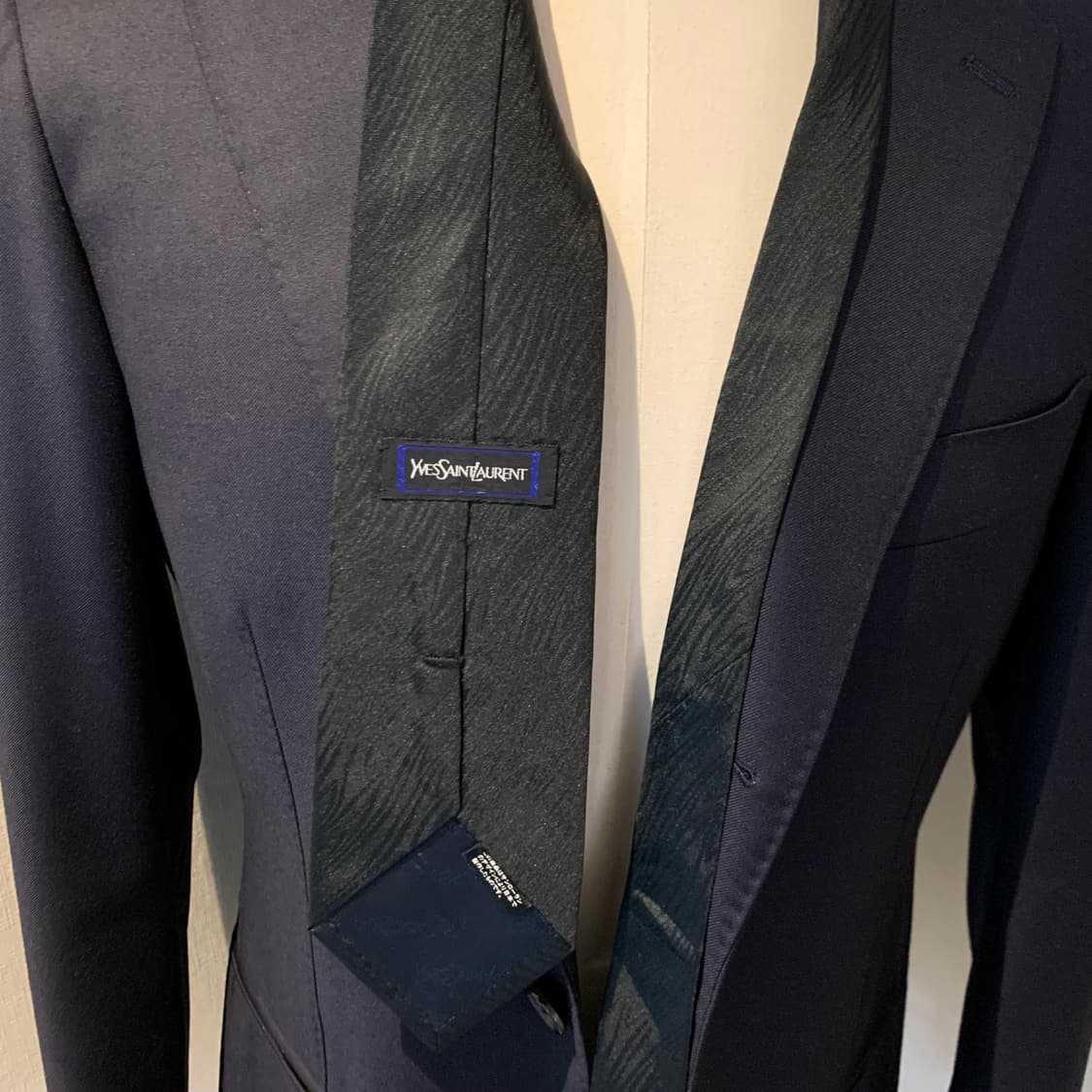 입생로랑(YSL) 블랙 명품넥타이 100실크 새상품급 8.3cm 상품이미지2