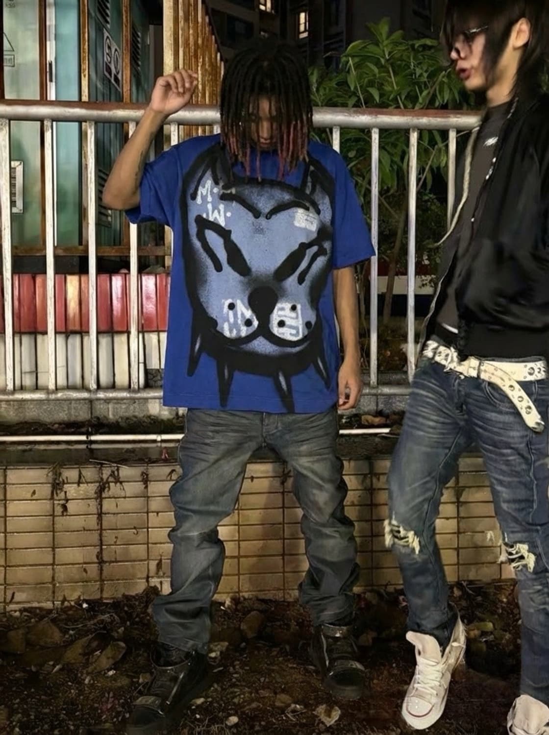 지방시 x 치토 워싱 블루 그래피티 반팔티 상품이미지1