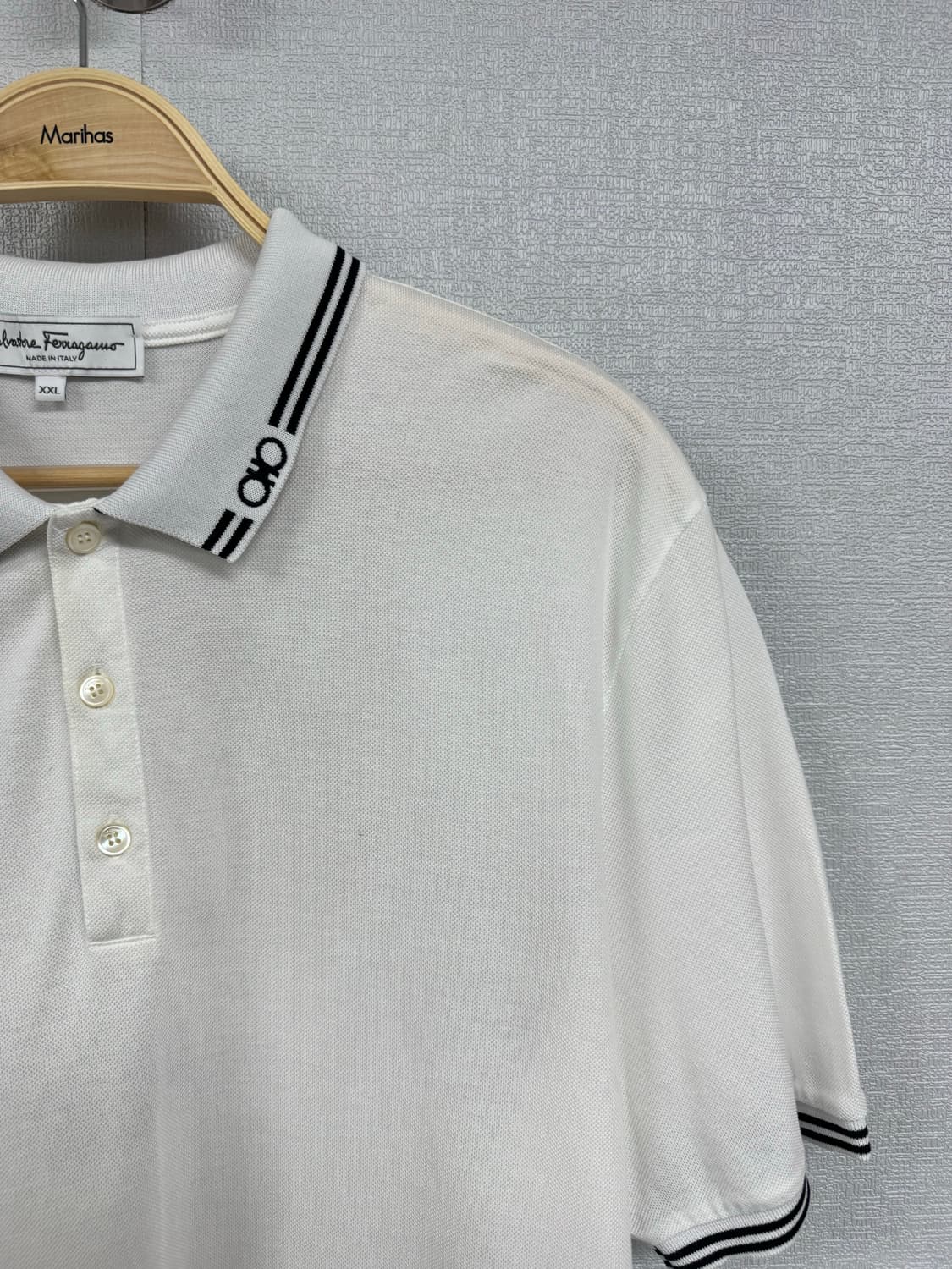 살바토레 페레가모 카라 반팔 티셔츠 상품이미지2