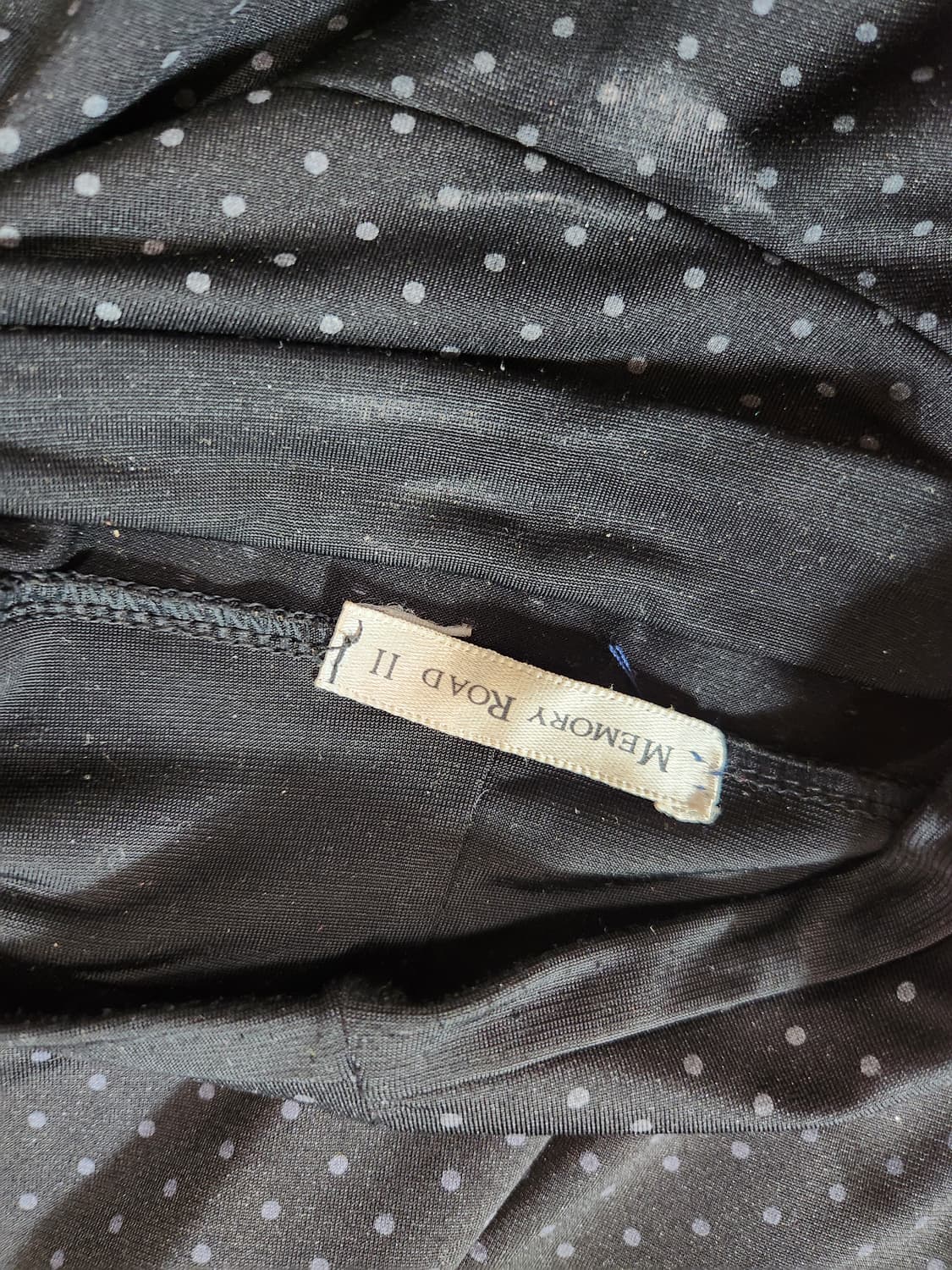 검정 도트 폴라넥 긴팔 티셔츠 골프이너티 55 상품이미지5