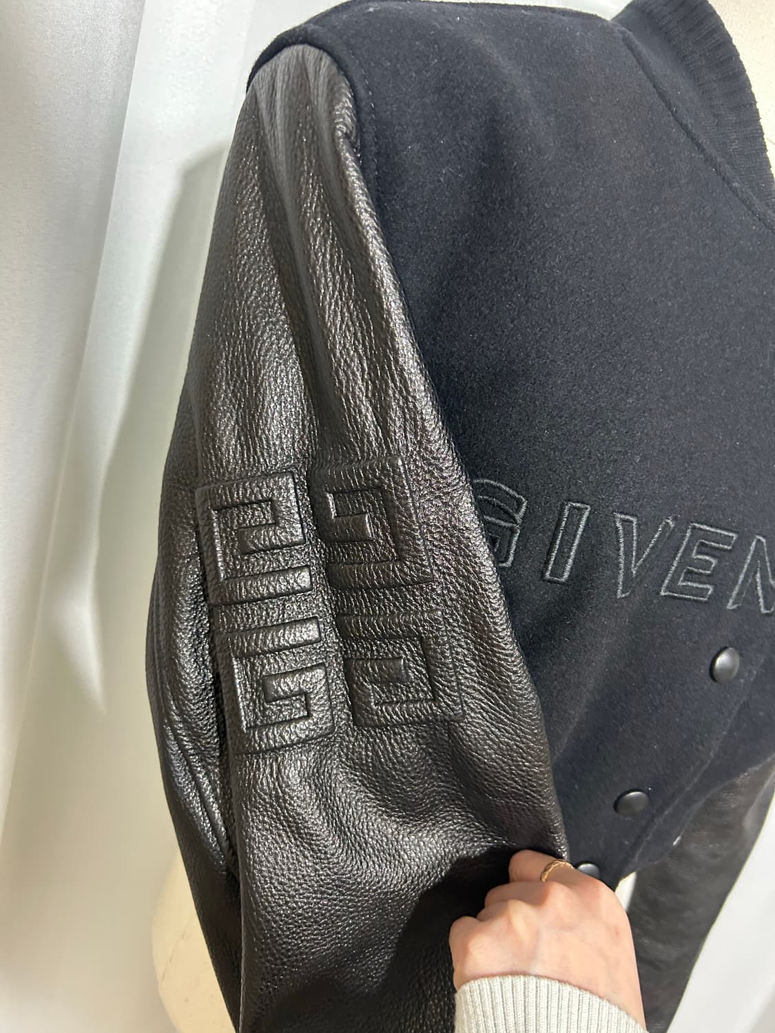 지방시  4G 바시티 숏자켓 미착용새상품 상품이미지3