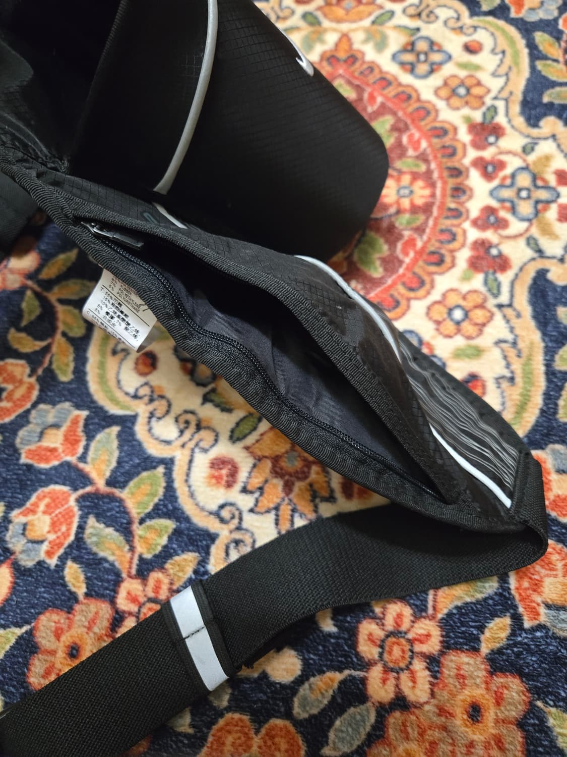  [NIKE] 나이키 하이드레이션 러닝 벨트 (물병 수납 힙색) 상품이미지4