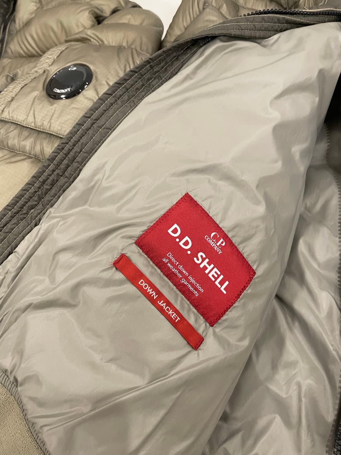 [M,XL]CP컴퍼니 디디쉘 DD쉘 패딩 새상품 판매 상품이미지6