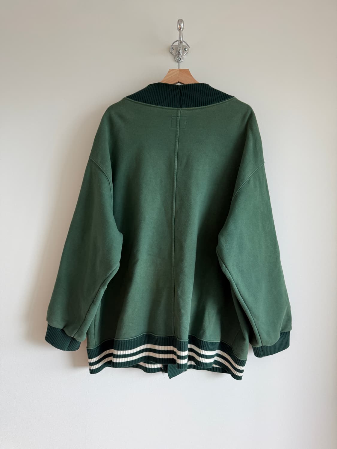 Pre owned 패치 오버사이즈 가디건 상품이미지4