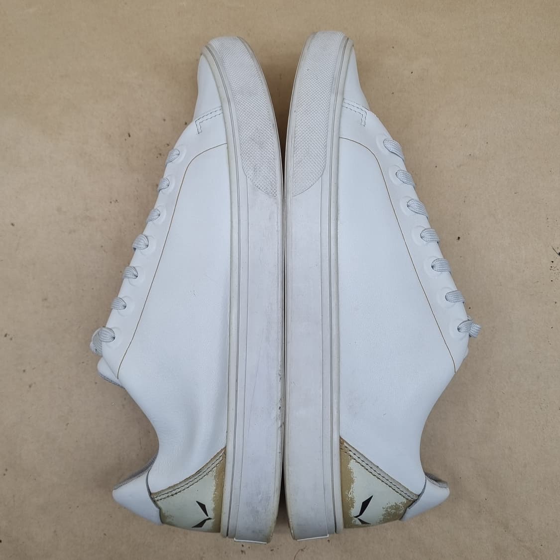 살레와 남성스니커즈 270 상품이미지5