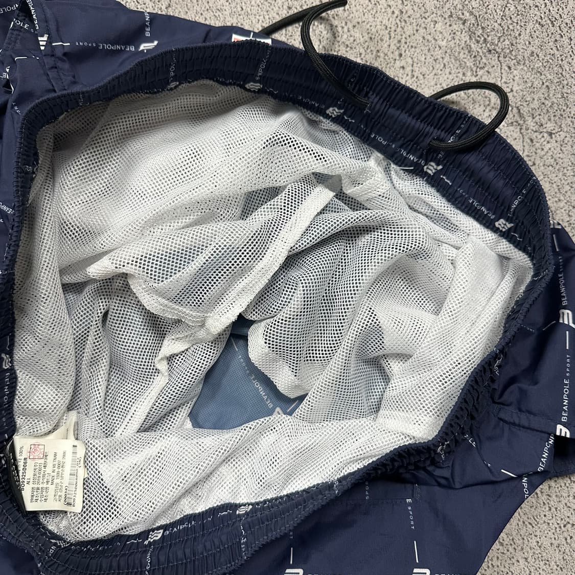 ✨ (바배) 빈폴 스포츠 모노그램 반바지  상품이미지4