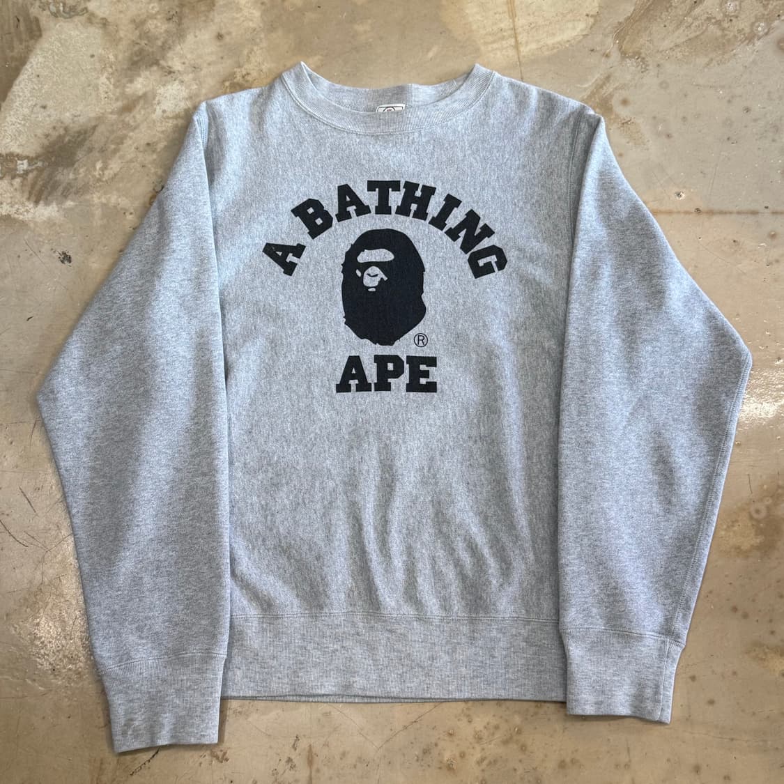 XS 베이프 빅로고 그레이 맨투맨 상품이미지2