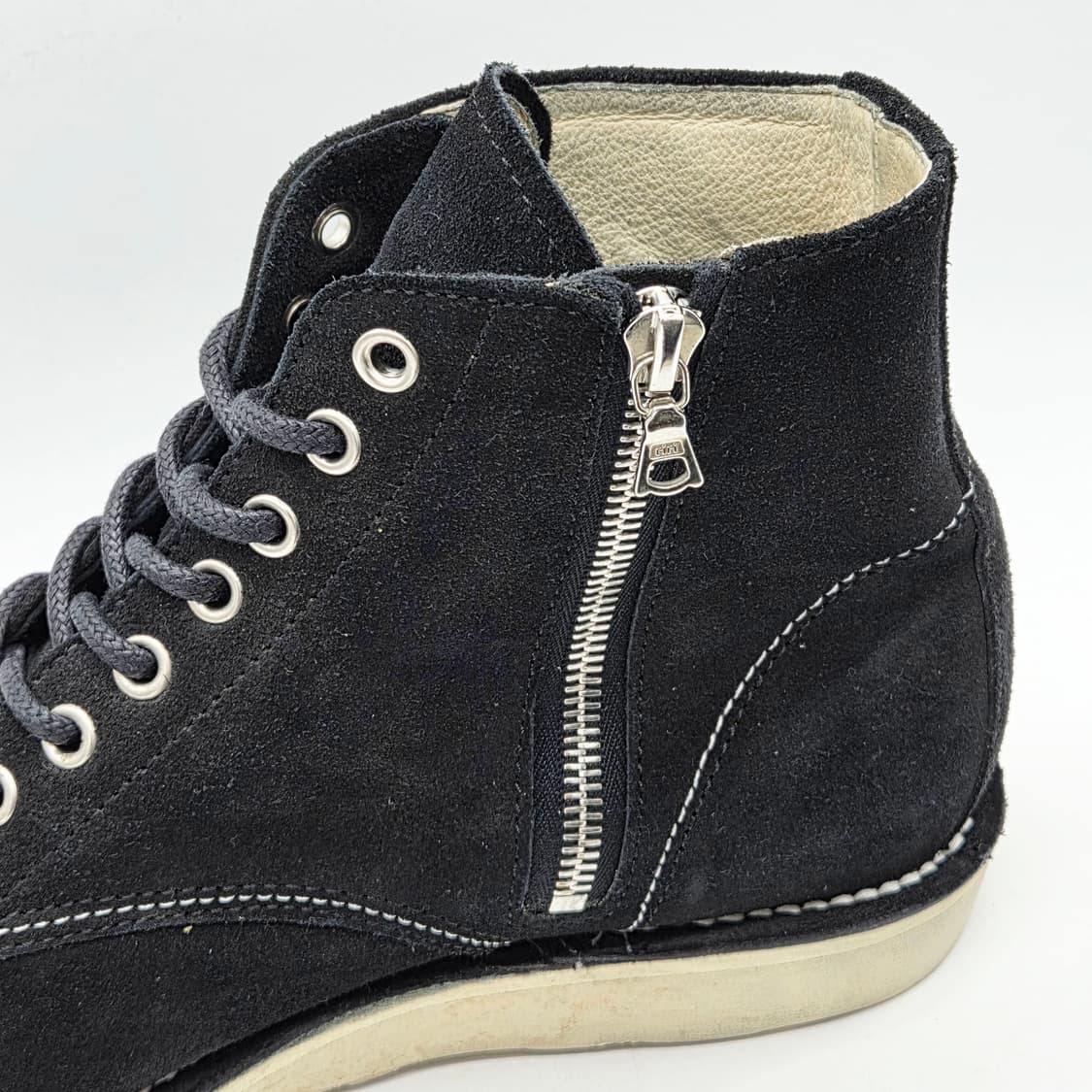 소프넷 14fw 7홀 zip up 스웨이드 워크부츠 블랙 (260) 상품이미지4