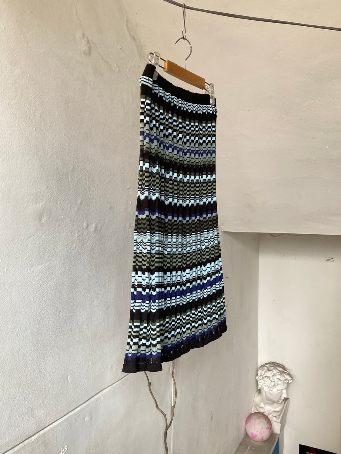 울 케이블 레이어드 니트 미디 스커트 상품이미지4