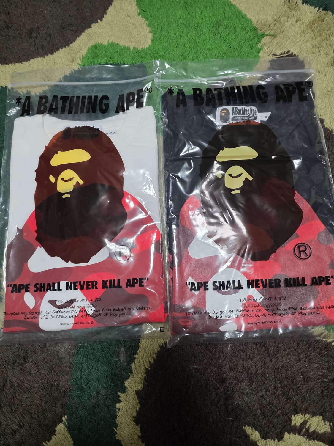 [160] 베이프 레드카모 빅사루 반팔티 블랙 키즈 상품이미지3