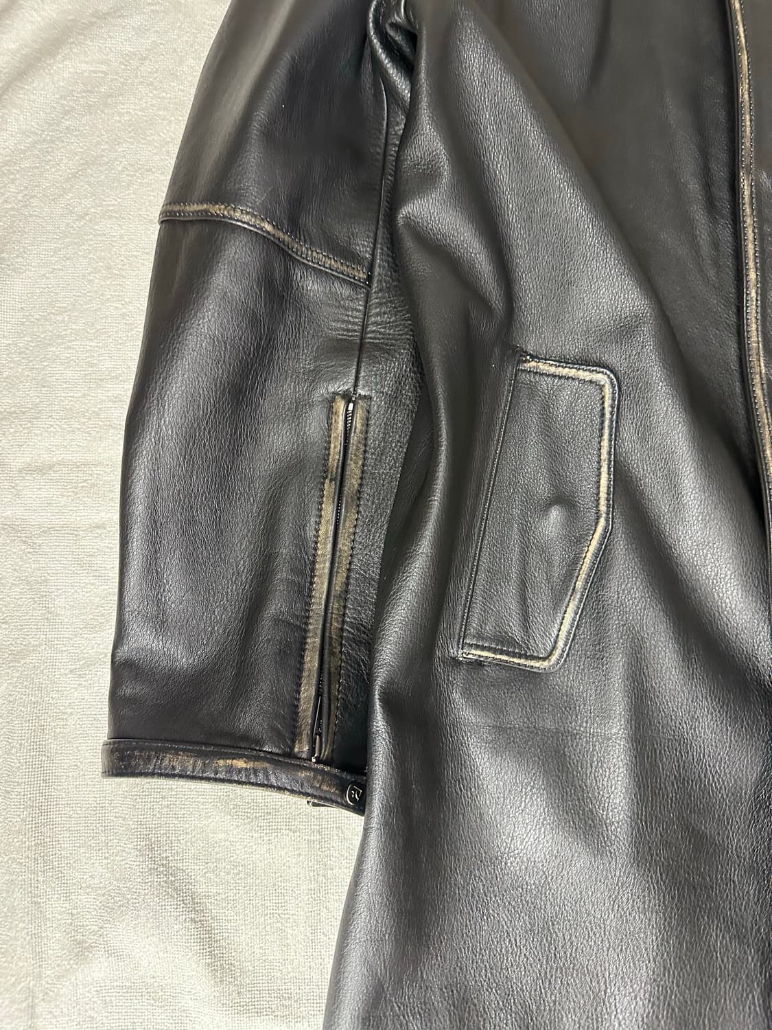 스튜디오테이블 소가죽 코트 상품이미지3