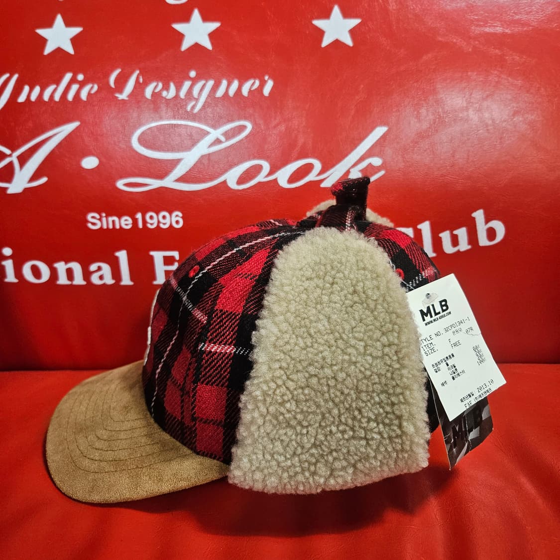 (새상품)엠엘비(MLB) Y2K 타탄체크 트루퍼 볼캡  상품이미지3