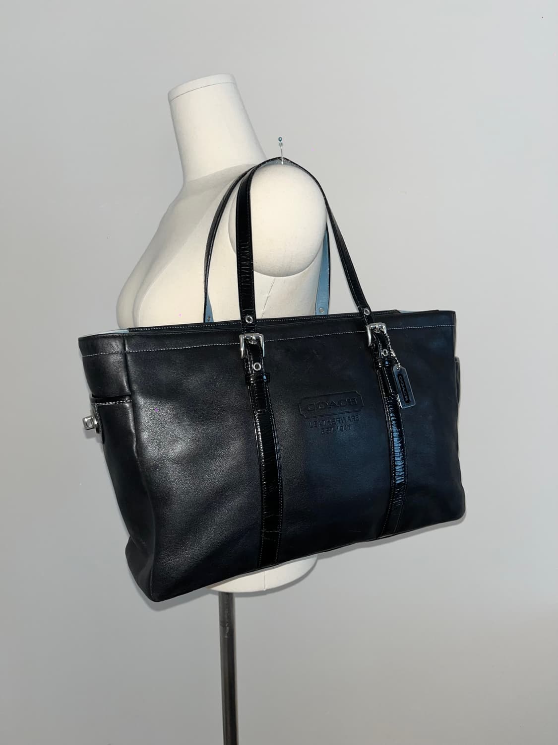 COACH Allblack Shoulder bag 상품이미지3