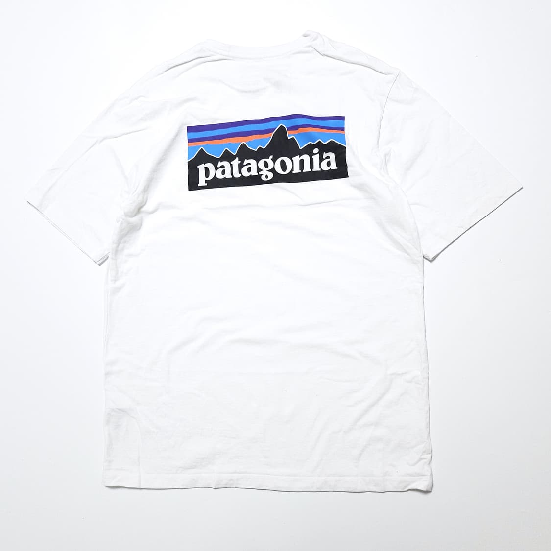파타고니아 리스폰서빌리티 반팔 티셔츠 화이트 상품이미지2