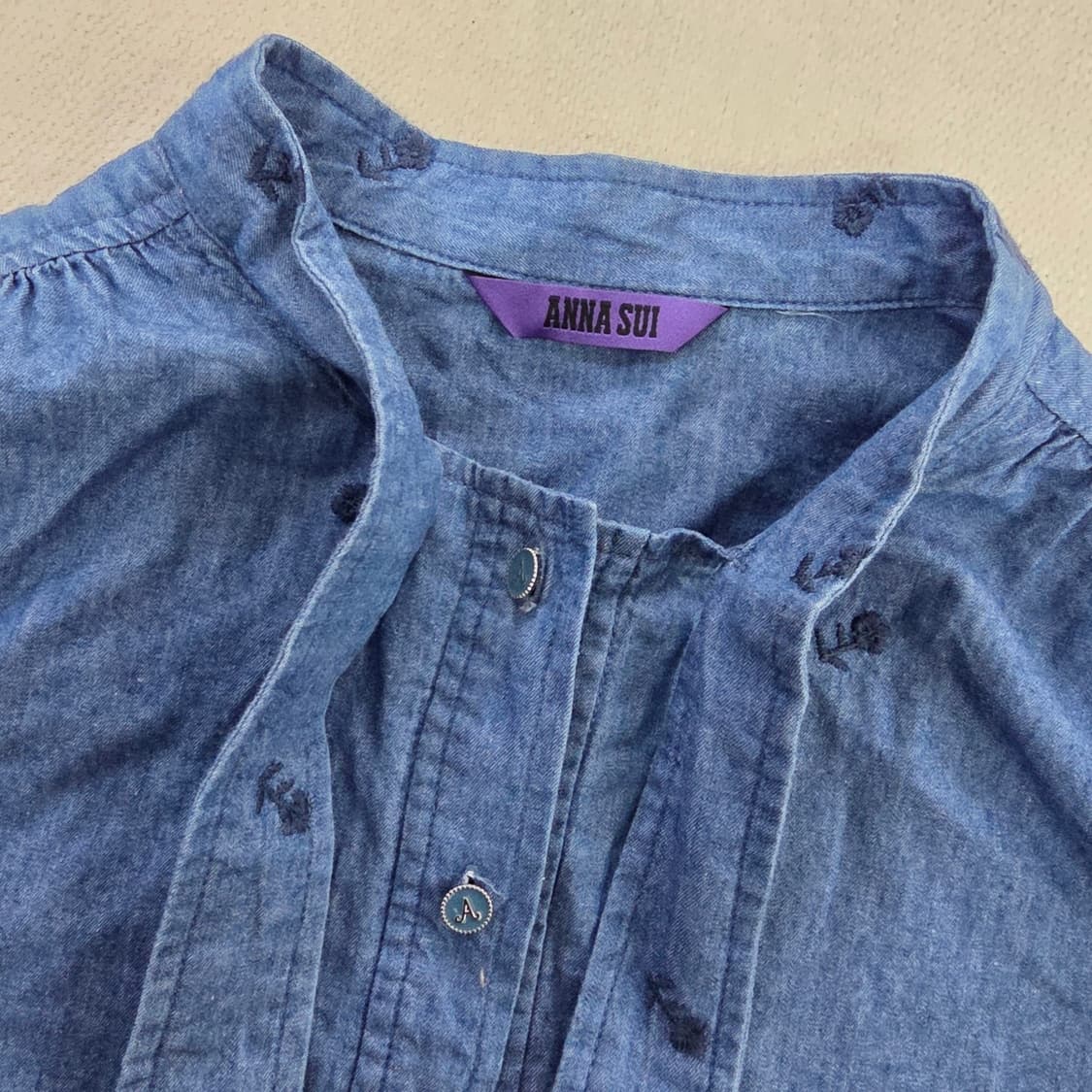 [95] 안나수이 여성 로맨틱 타이 자수 데님셔츠  1230J 상품이미지2