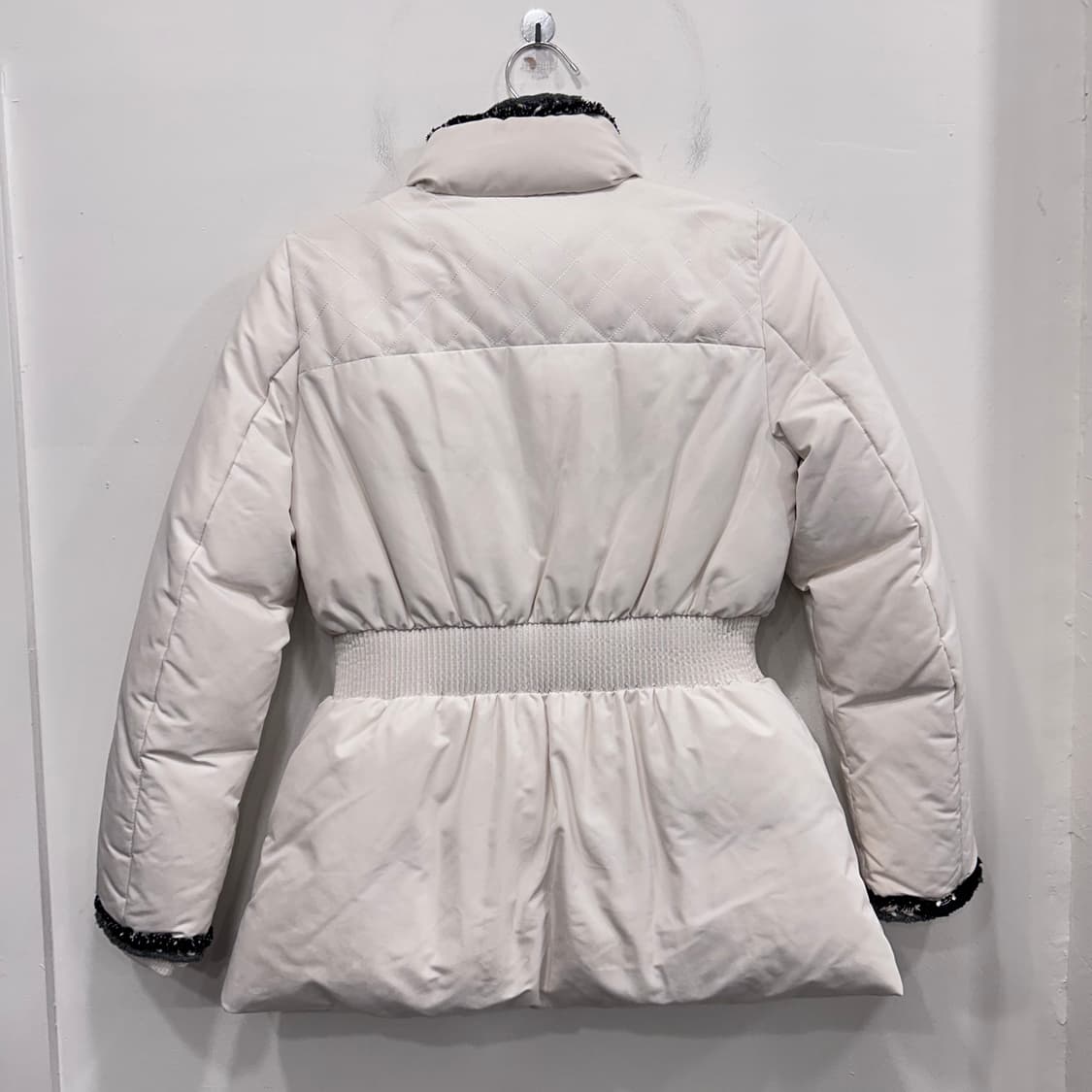 에고이스트 구스다운 니트라이닝 셔링 패딩자켓 상품이미지5