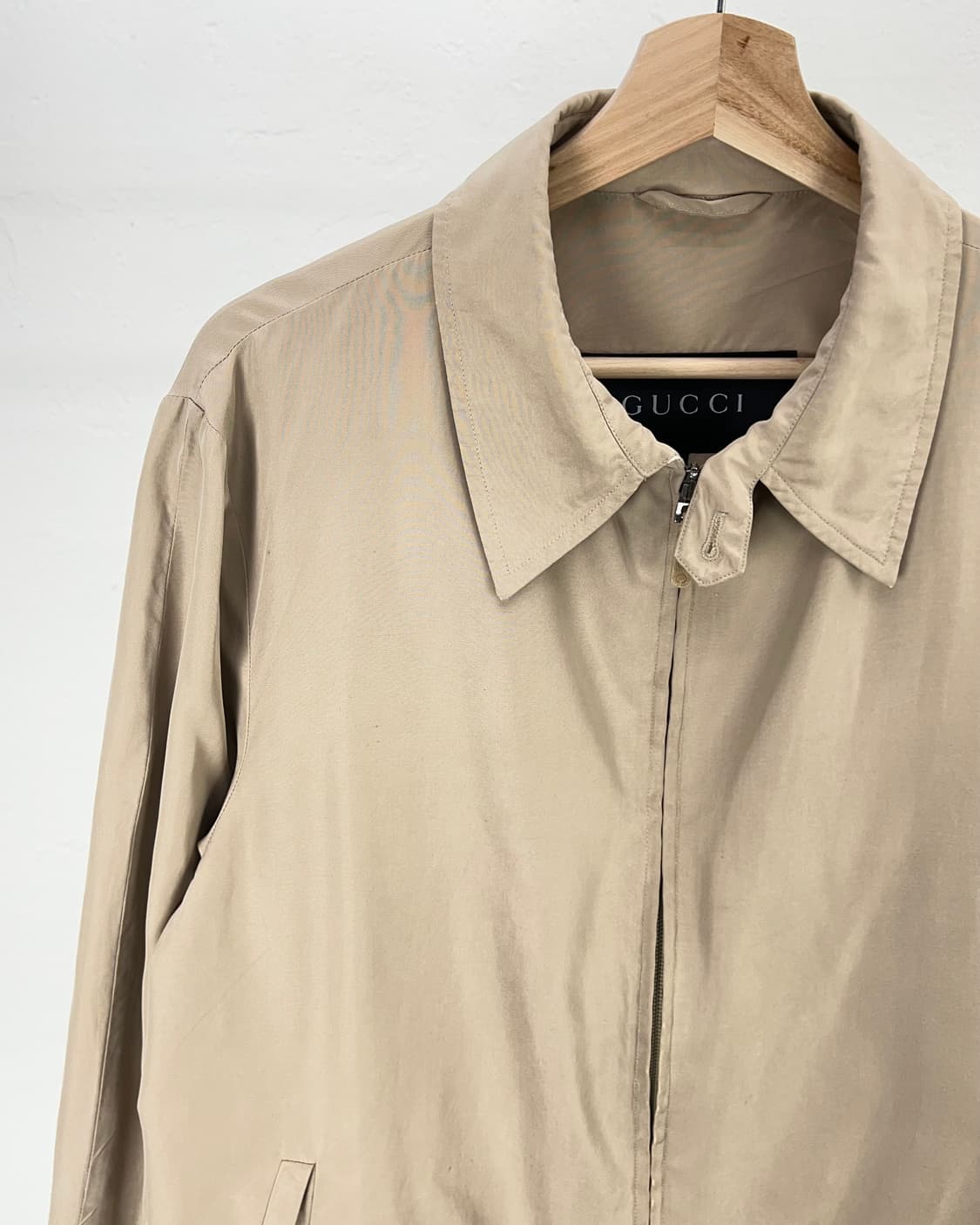 구찌 베이지 해링턴 플레인 블루종 자켓 상품이미지2