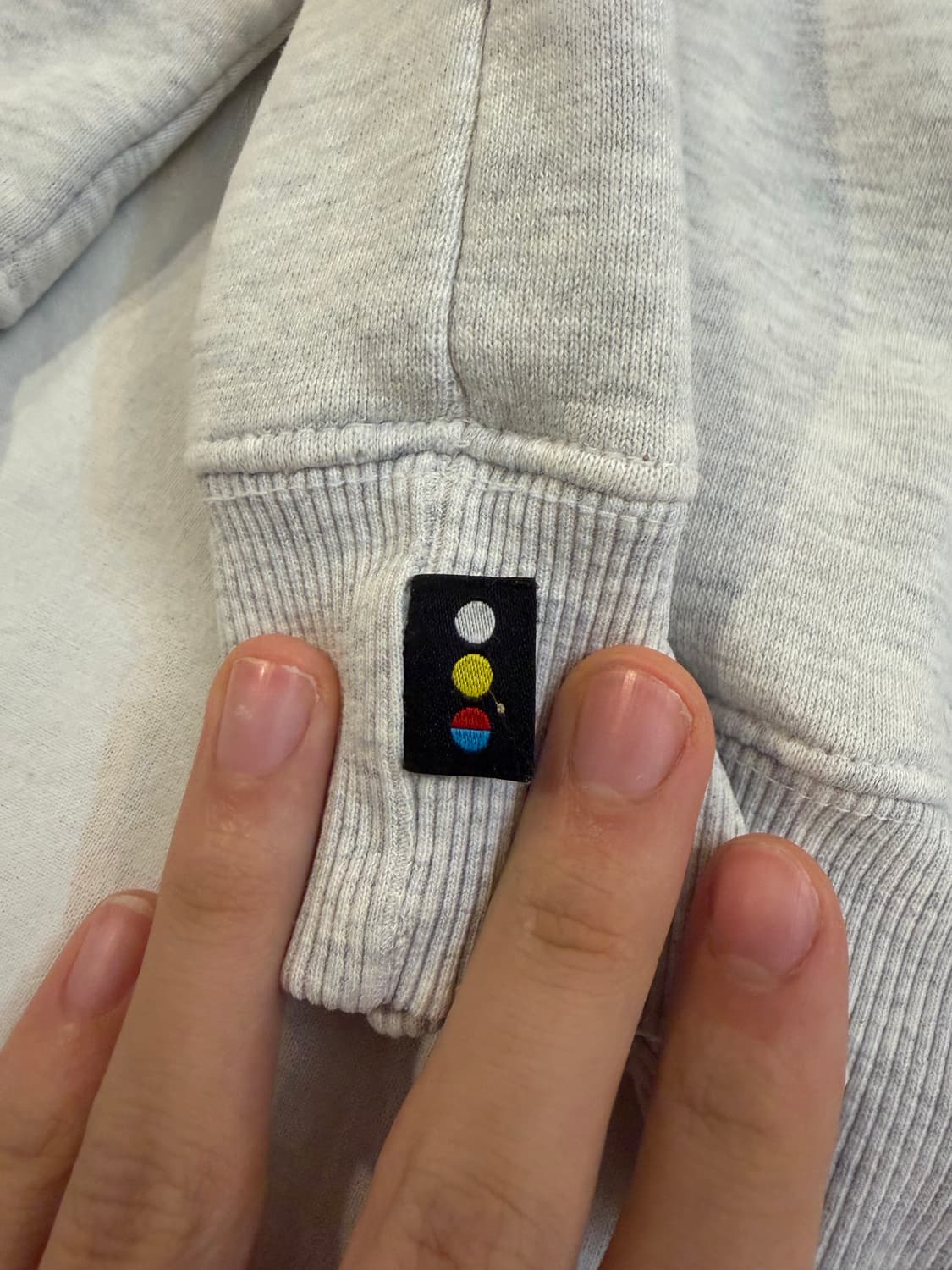 아이앱 스튜디오 로고 후드티 라이트 그레이 멜란지 상품이미지4