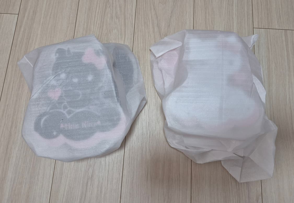 필리밀리 헬로키티 아크릴 브러쉬 거치대 천사키티 악마키티 상품이미지1