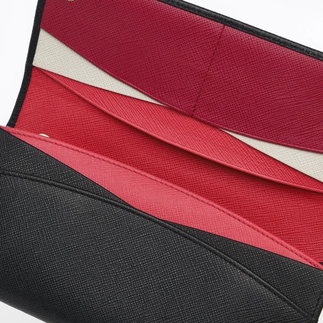 프라다 사피아노 메탈로고 카프스킨 장지갑 상품이미지7