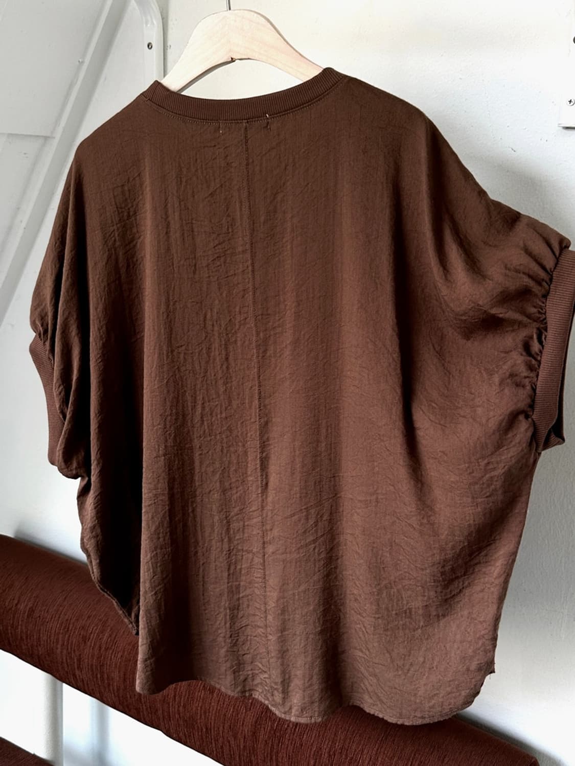 Rayon nylon silky fabric wide design top 상품이미지4