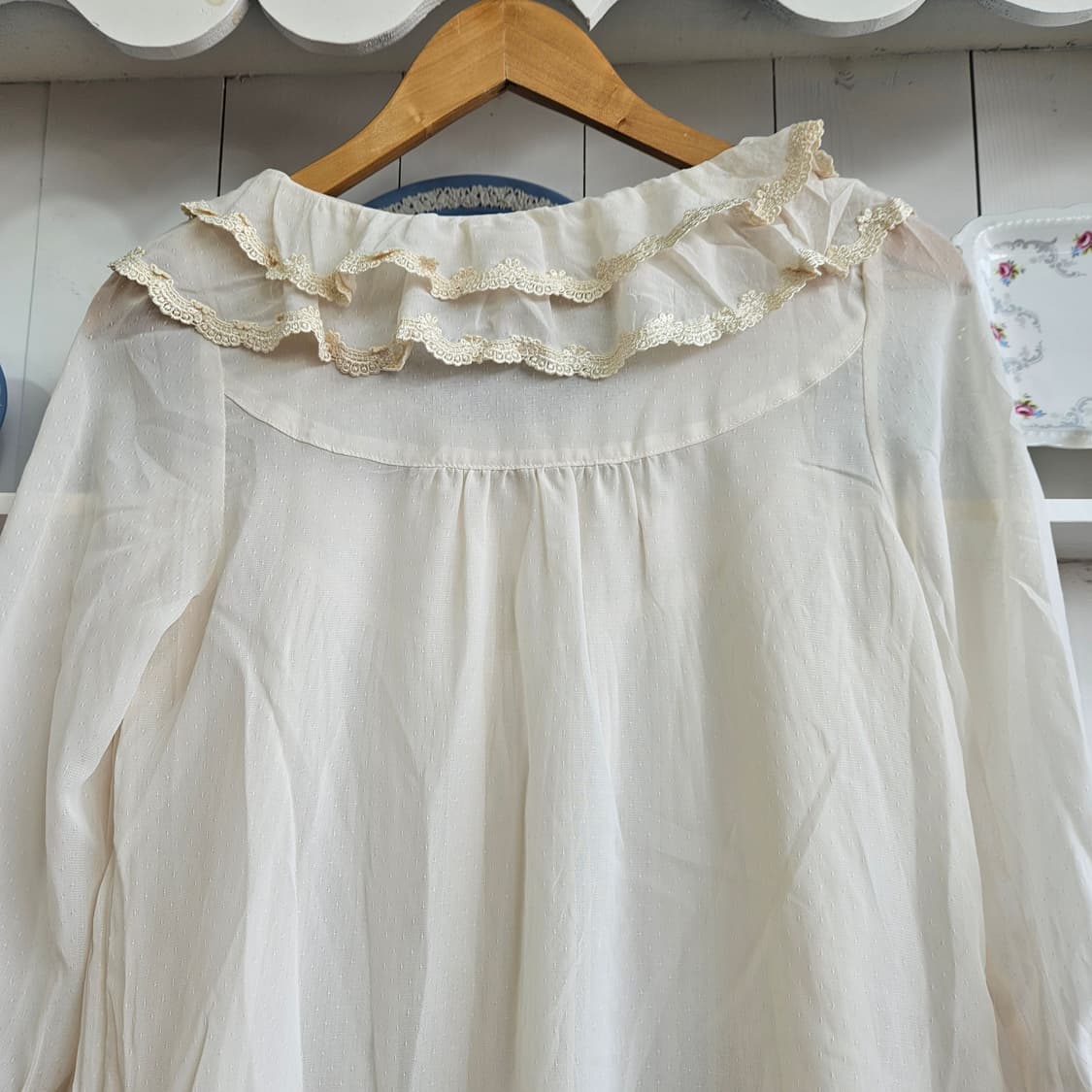 엑시즈팜(Axes Femme) 프릴 플리츠 쉬폰 블라우스 상품이미지7