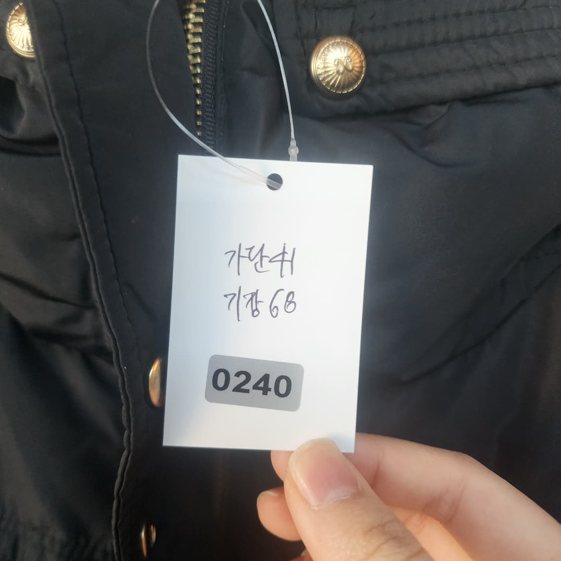 칼라거펠트 여성 블랙 패딩 점퍼 상품이미지10