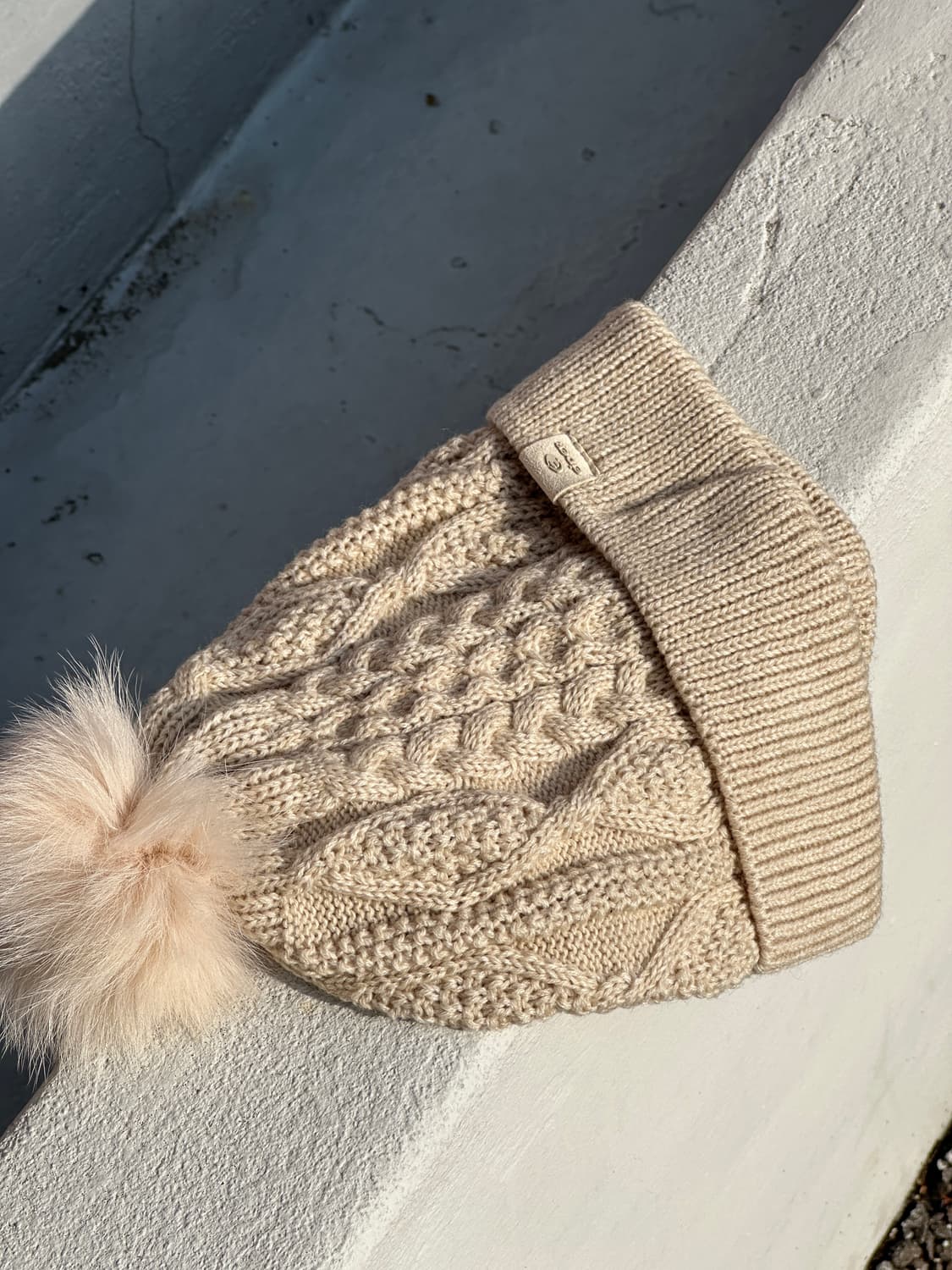 [M] 아이더 베이지 케이블 폼폼 비니 모자 상품이미지6