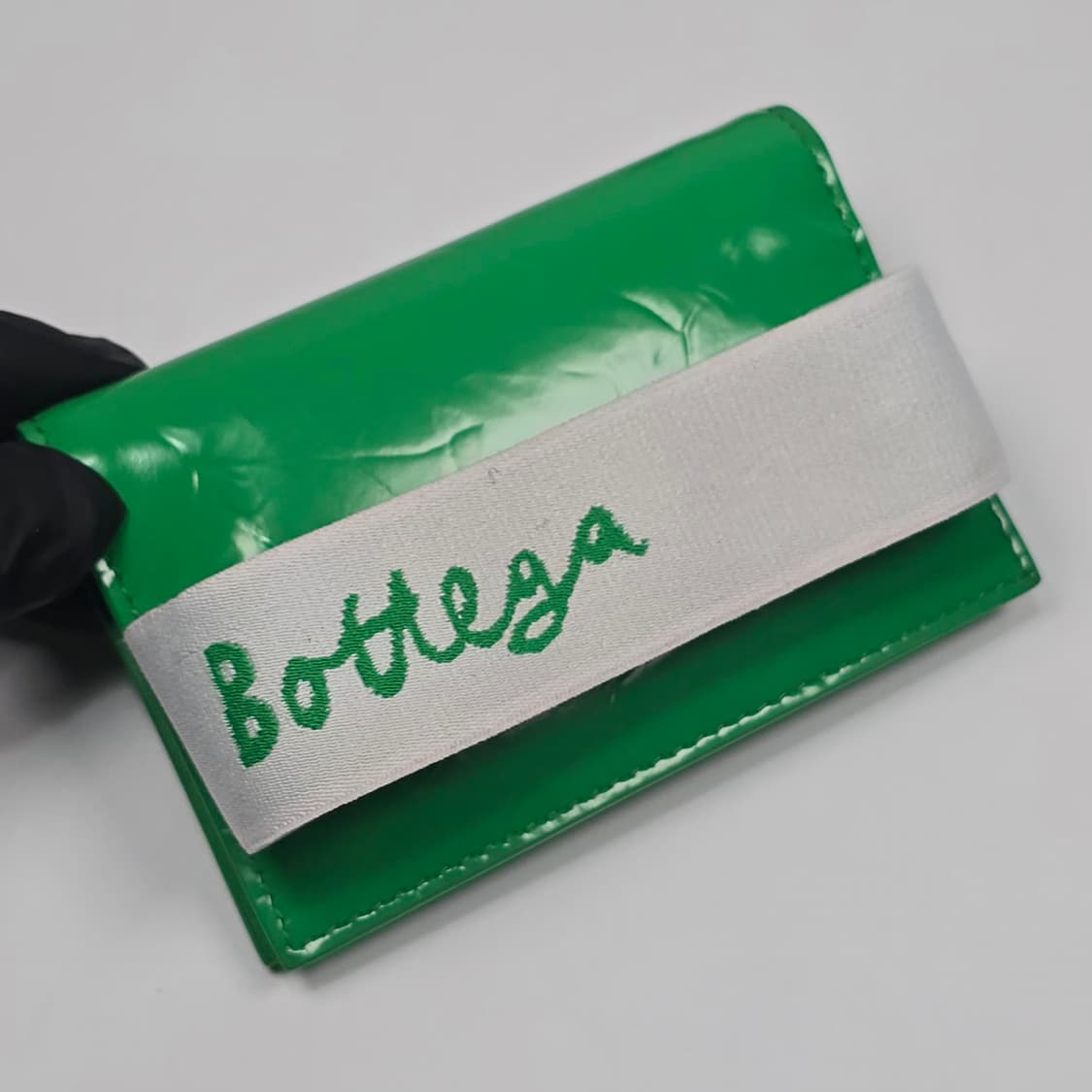 보테가베네타 링클 레더 밴드 카드 지갑 상품이미지5