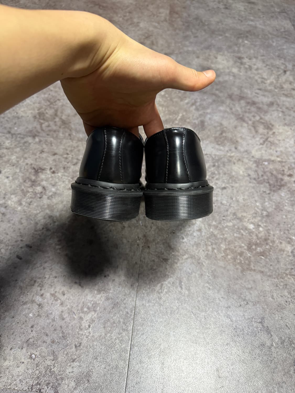 닥터마틴 1461 모노 250 상품이미지3