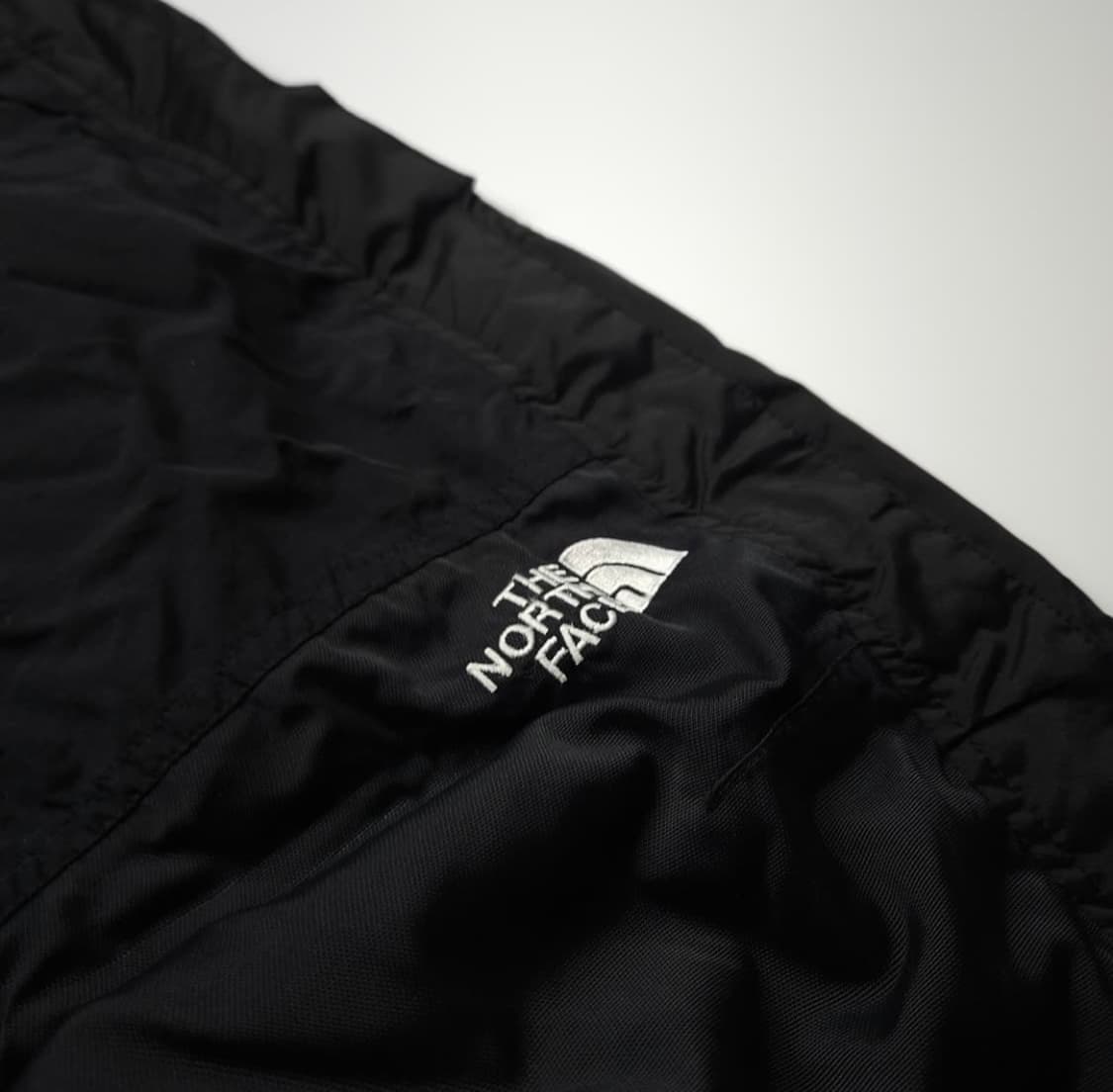 노스페이스 올드스쿨 블랙 나일론 마운틴 팬츠(L) 상품이미지3