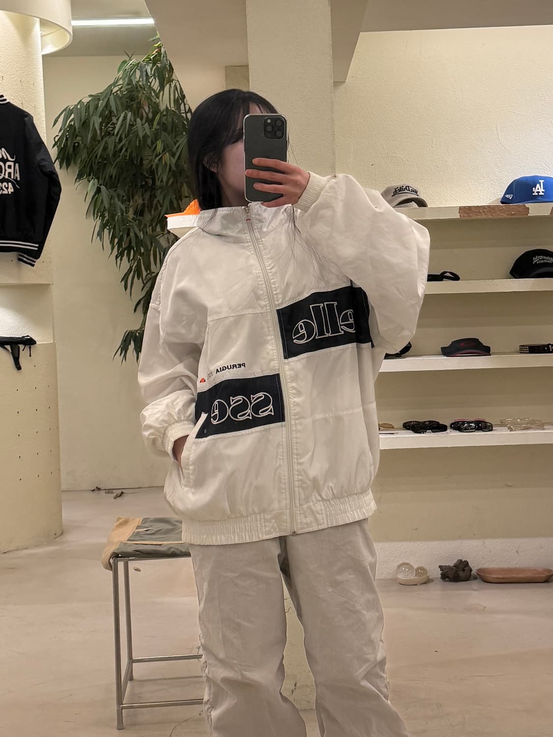 엘레쎄 올드스쿨 박시 빅로고 바람막이 U278 상품이미지1