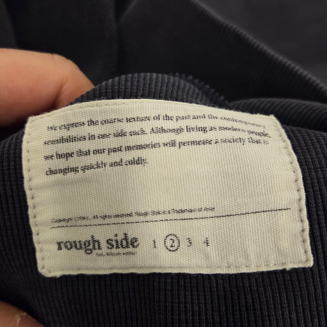 러프사이드 맨투맨 네이비 2사이즈 상품이미지3